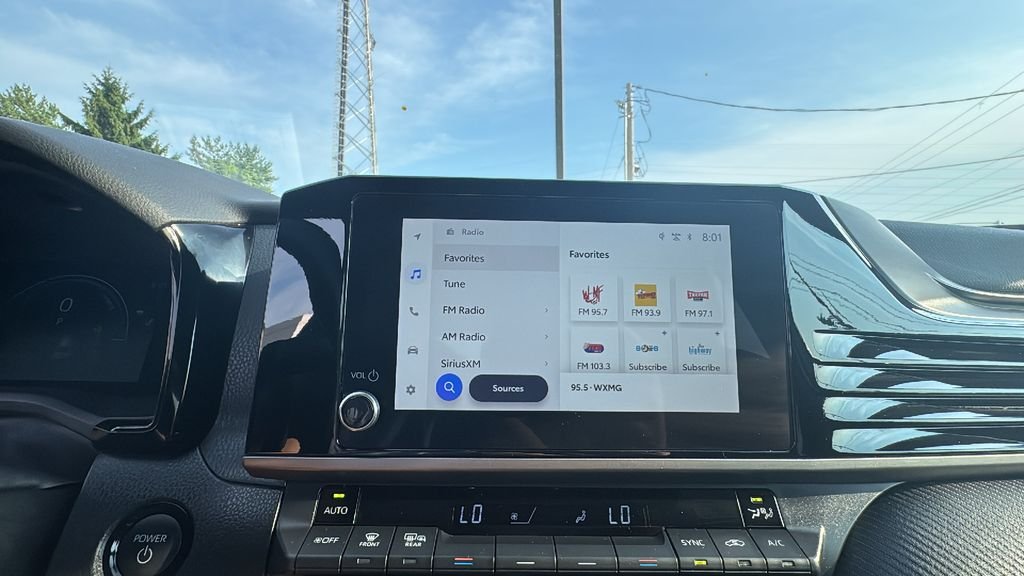 Used 2025 Underground Toyota SE image 19