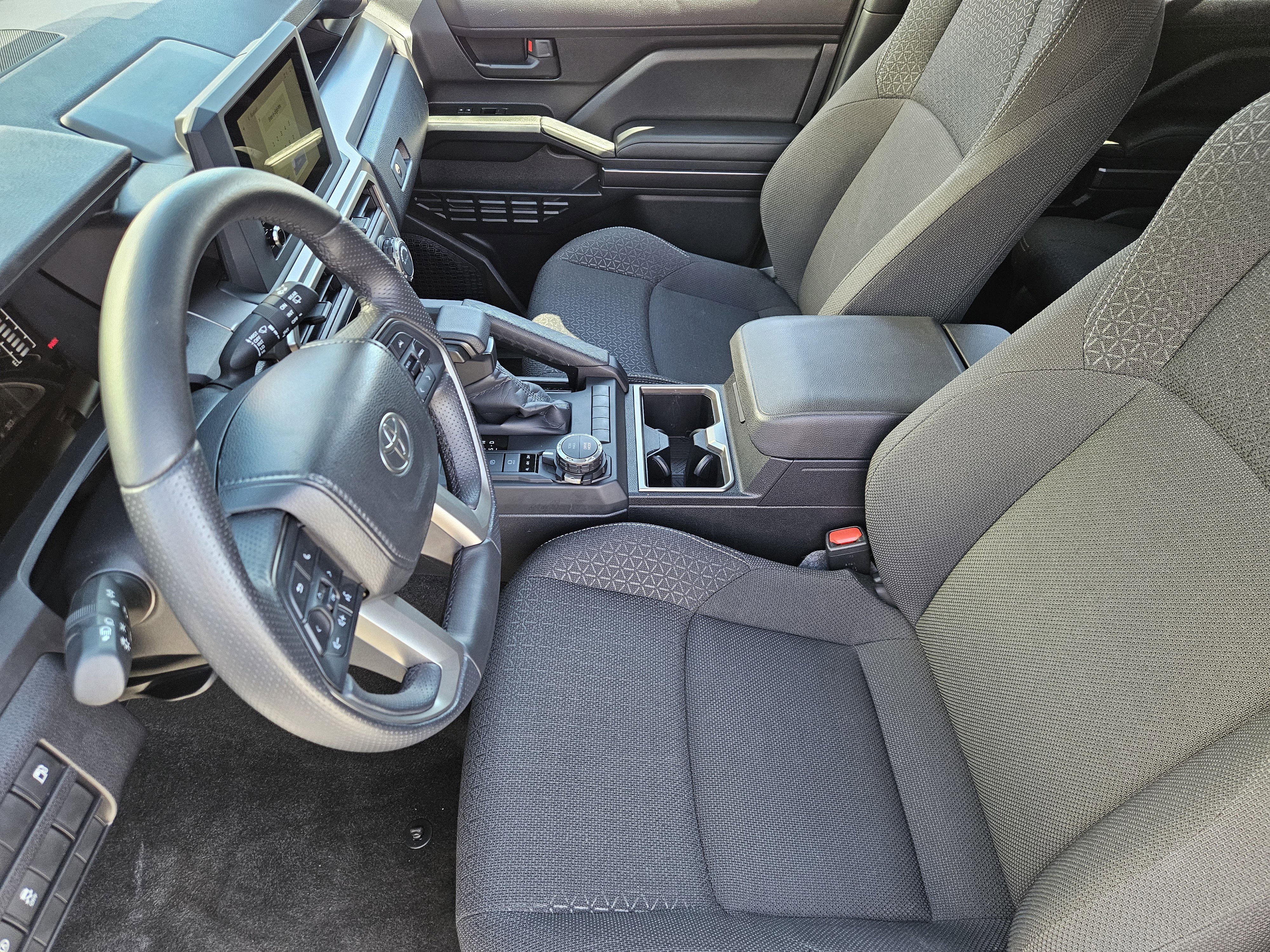Used 2025 Underground Toyota SR5 image 14