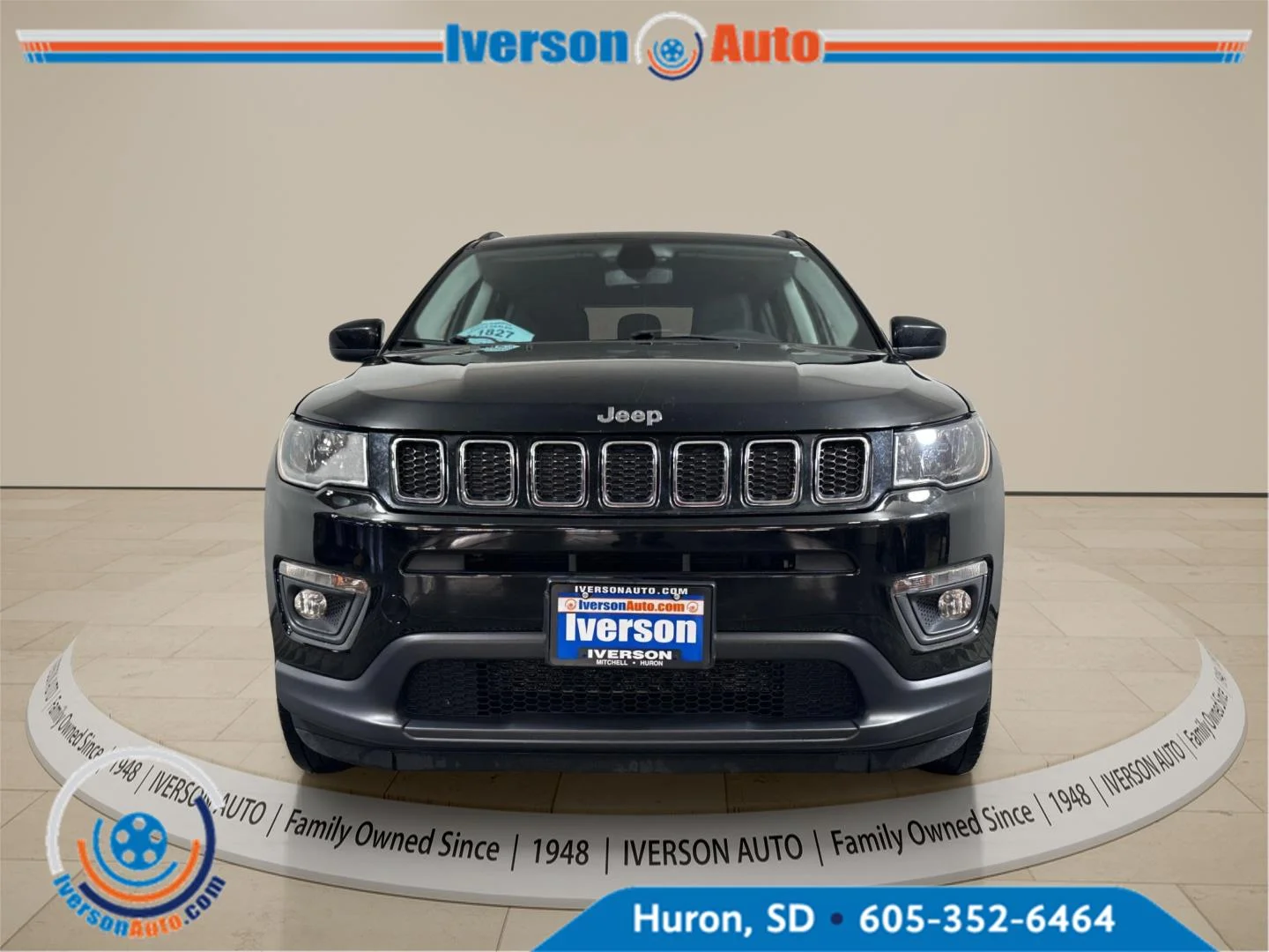 Used 2019 Jeep Compass Latitude with VIN 3C4NJDBB0KT617669 for sale in Huron, SD