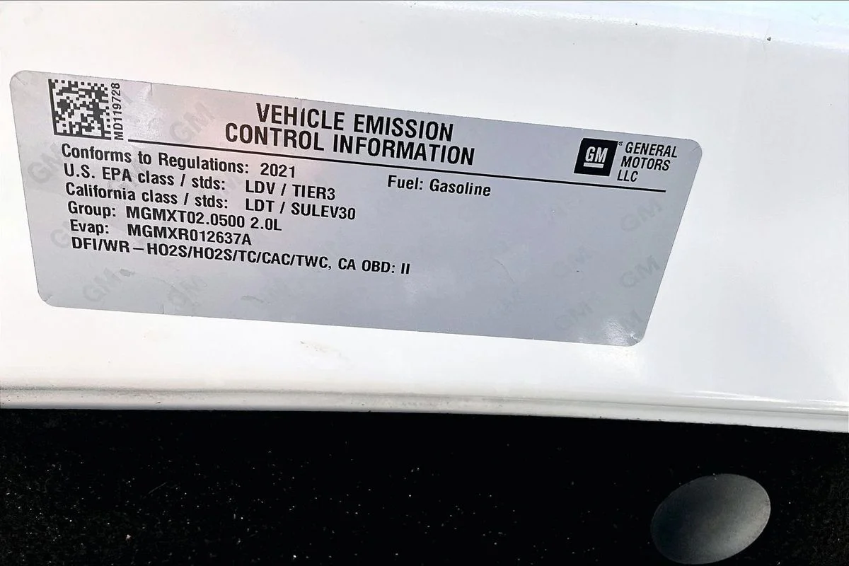 Used 2021 White Buick FWD Avenir image 33