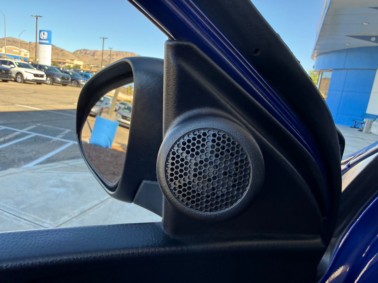Used 2018 Blue Toyota SE image 13