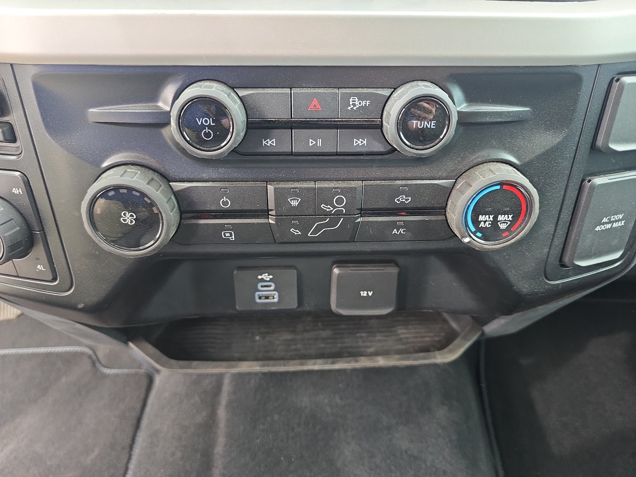Used 2026 White Ford 3S image 17