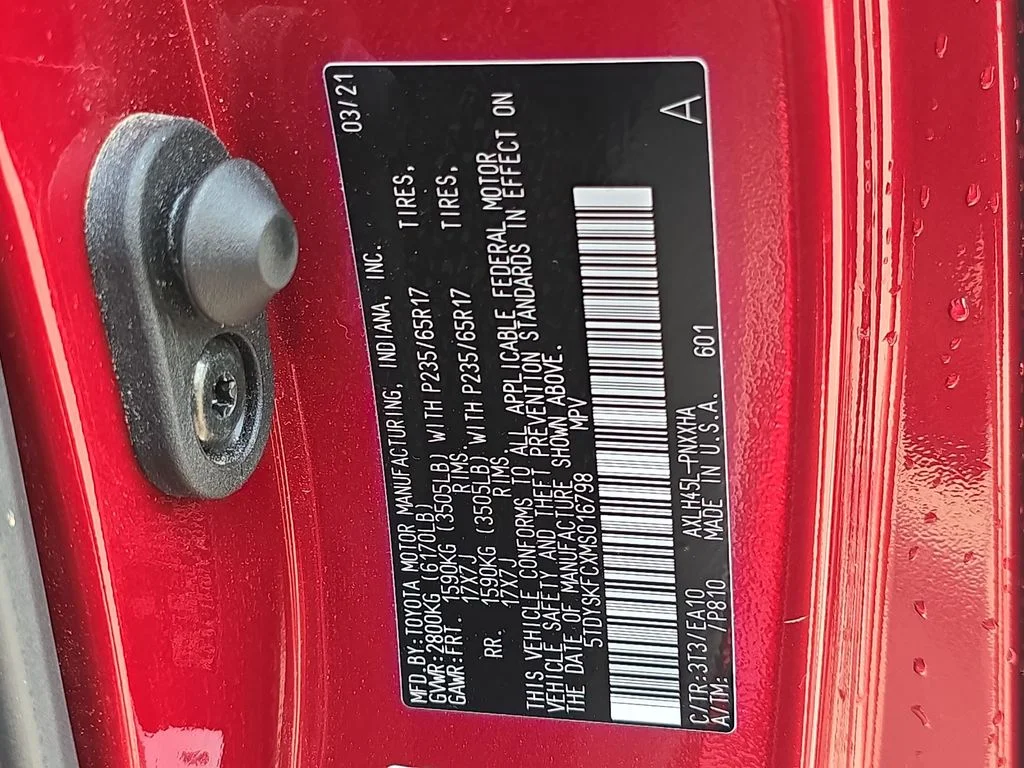 Used 2021 Red Toyota XLE image 15