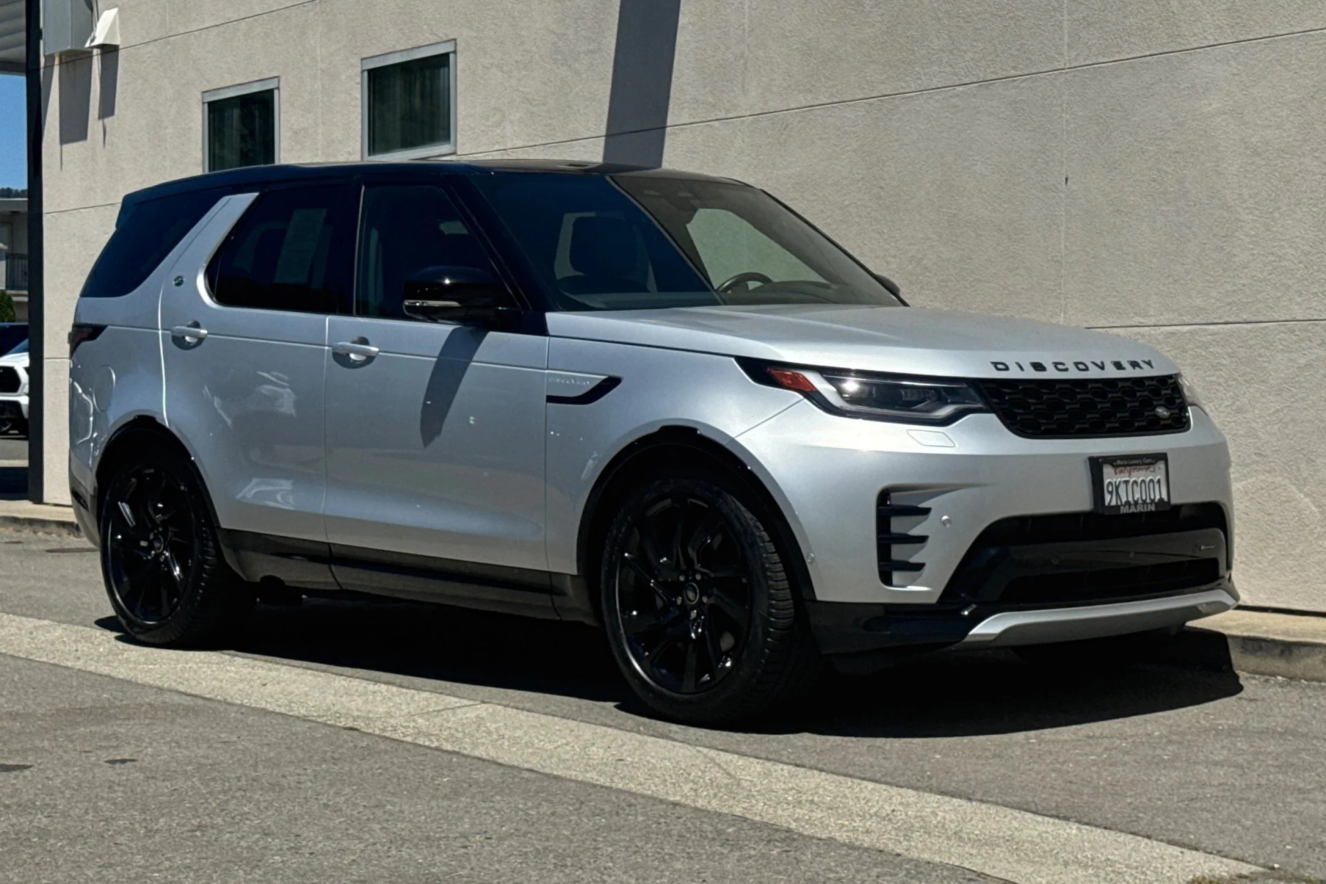 Certified Used 2023 Hakuba Silver Metallic Land Rover S R-Dynamic image 9