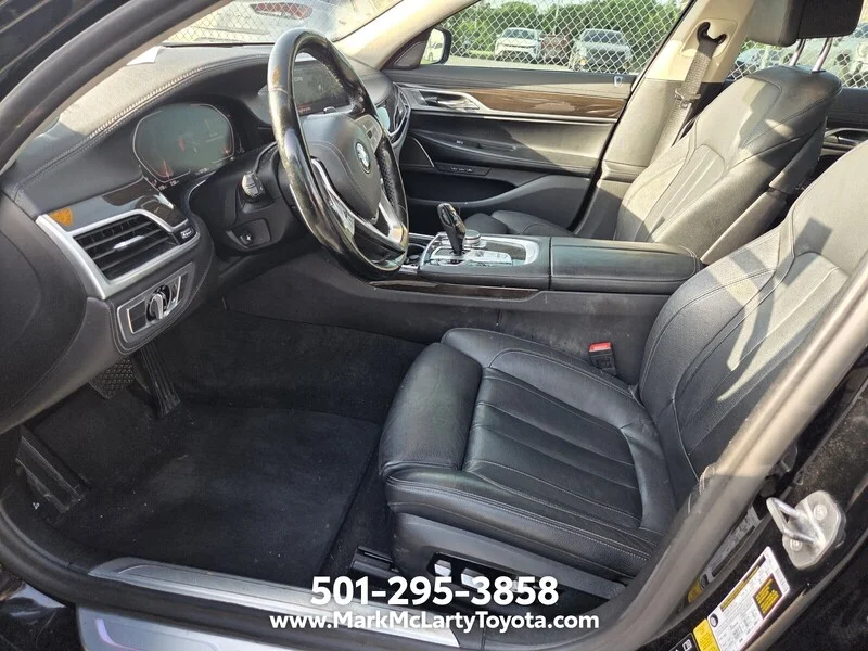 Used 2020 BLACK BMW 740I XDRIVE SEDAN image 7