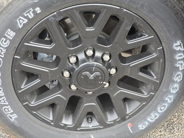 New 2026 Granite Crystal Metallic Clear-Coat Exterior Paint RAM Limited Longhorn image 31
