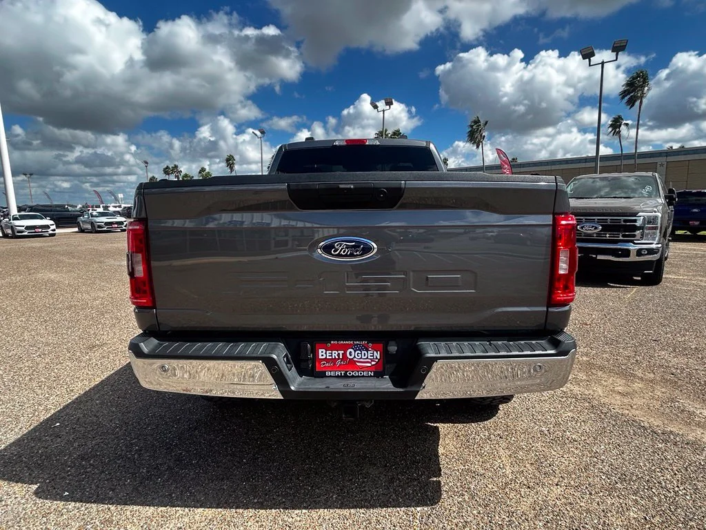 Used 2023 Gray Ford XLT image 5