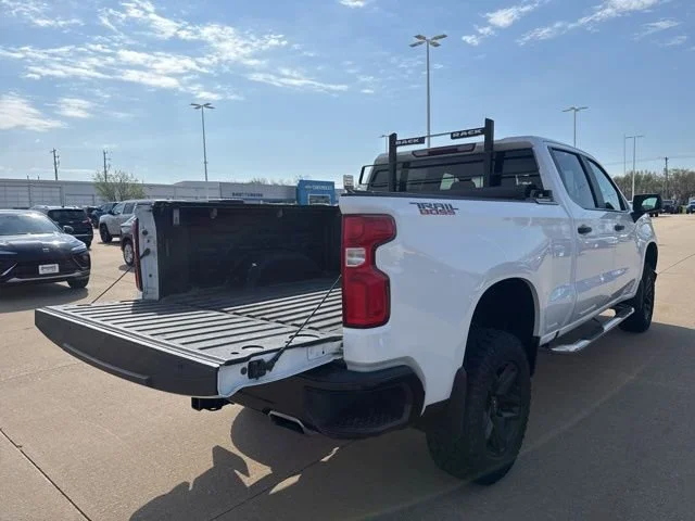 Used 2019 Summit White Chevrolet Custom Trail Boss image 6