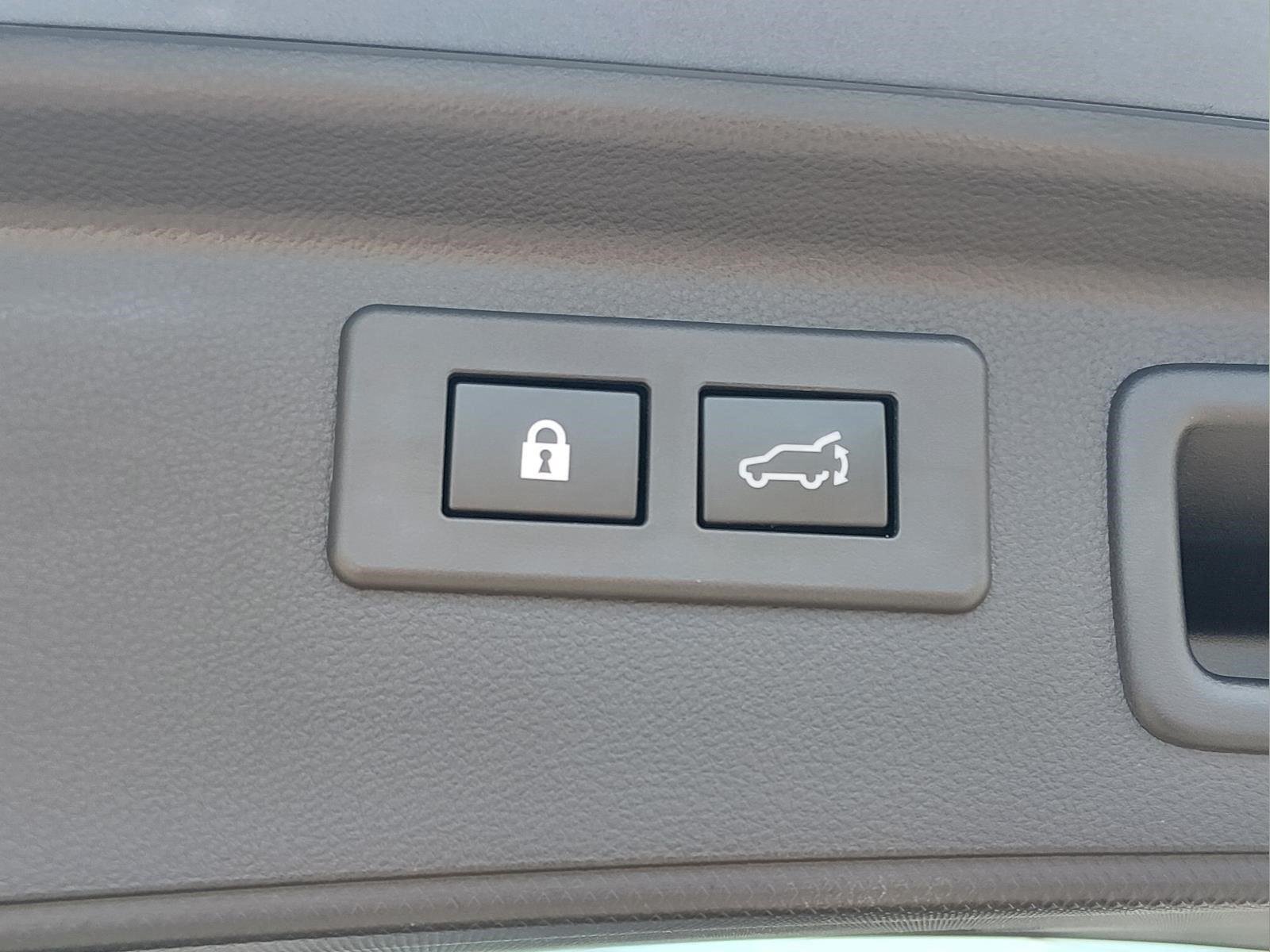Used 2023 Horizon Blue Pearl Subaru Touring image 22