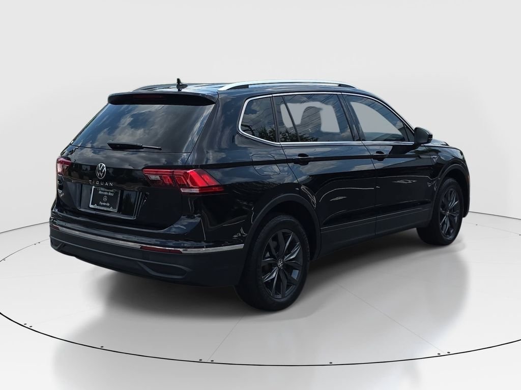 Used 2023 Black Volkswagen 2.0T SE image 5
