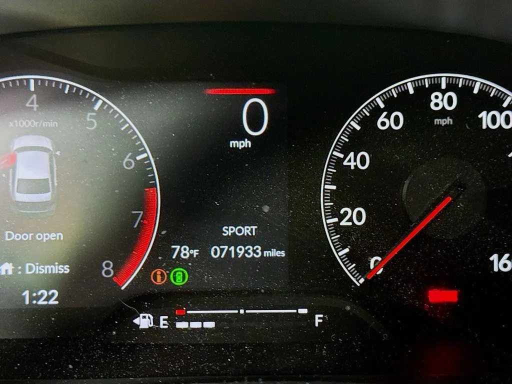 Used 2023 Platinum White Pearl Honda  image 17