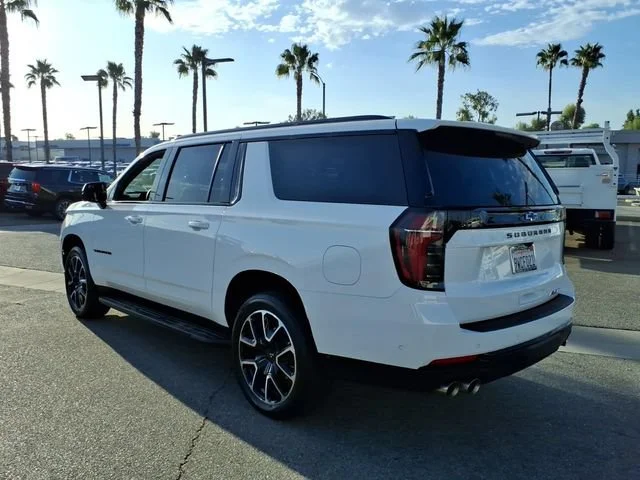 Used 2026 Summit White Chevrolet RST image 8