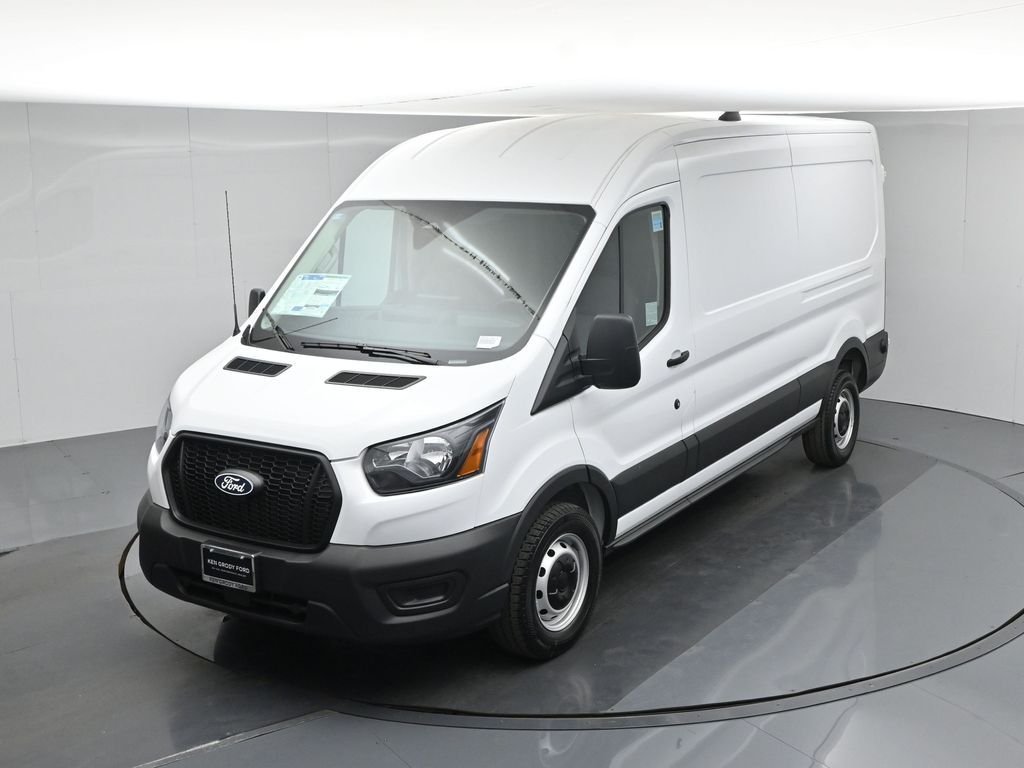 New 2026 Oxford White Ford Base image 34