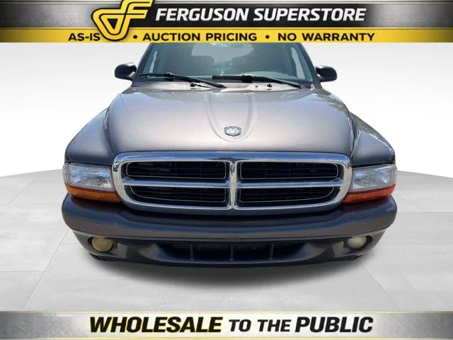 Used 2003  Dodge SLT image 2