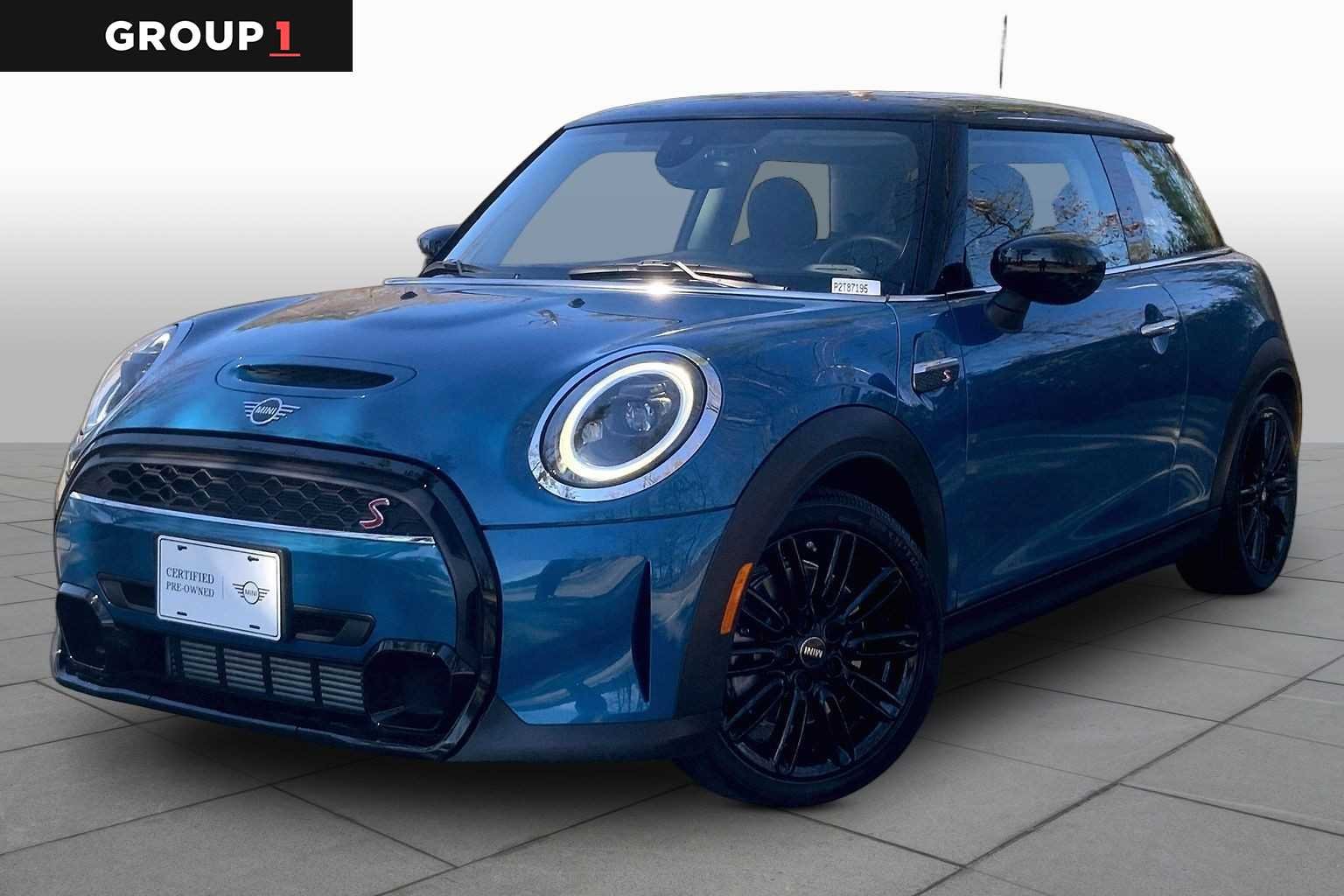2023 MINI Cooper Cooper S 3 Door's photo