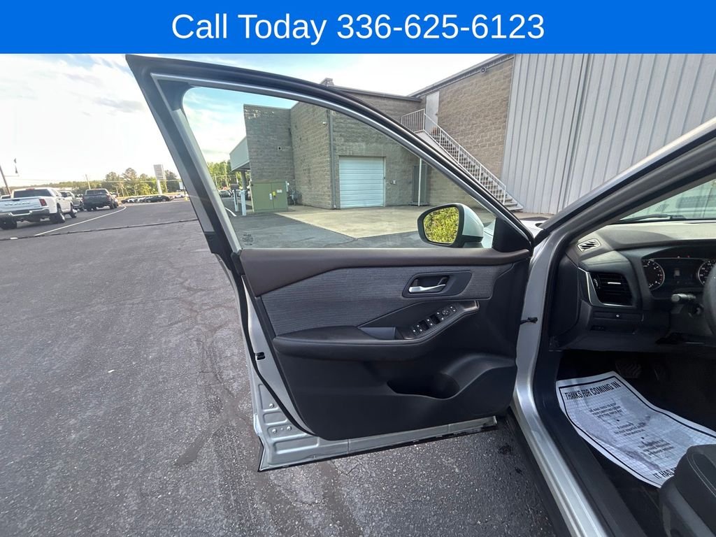 Used 2022 Silver Nissan SV image 20