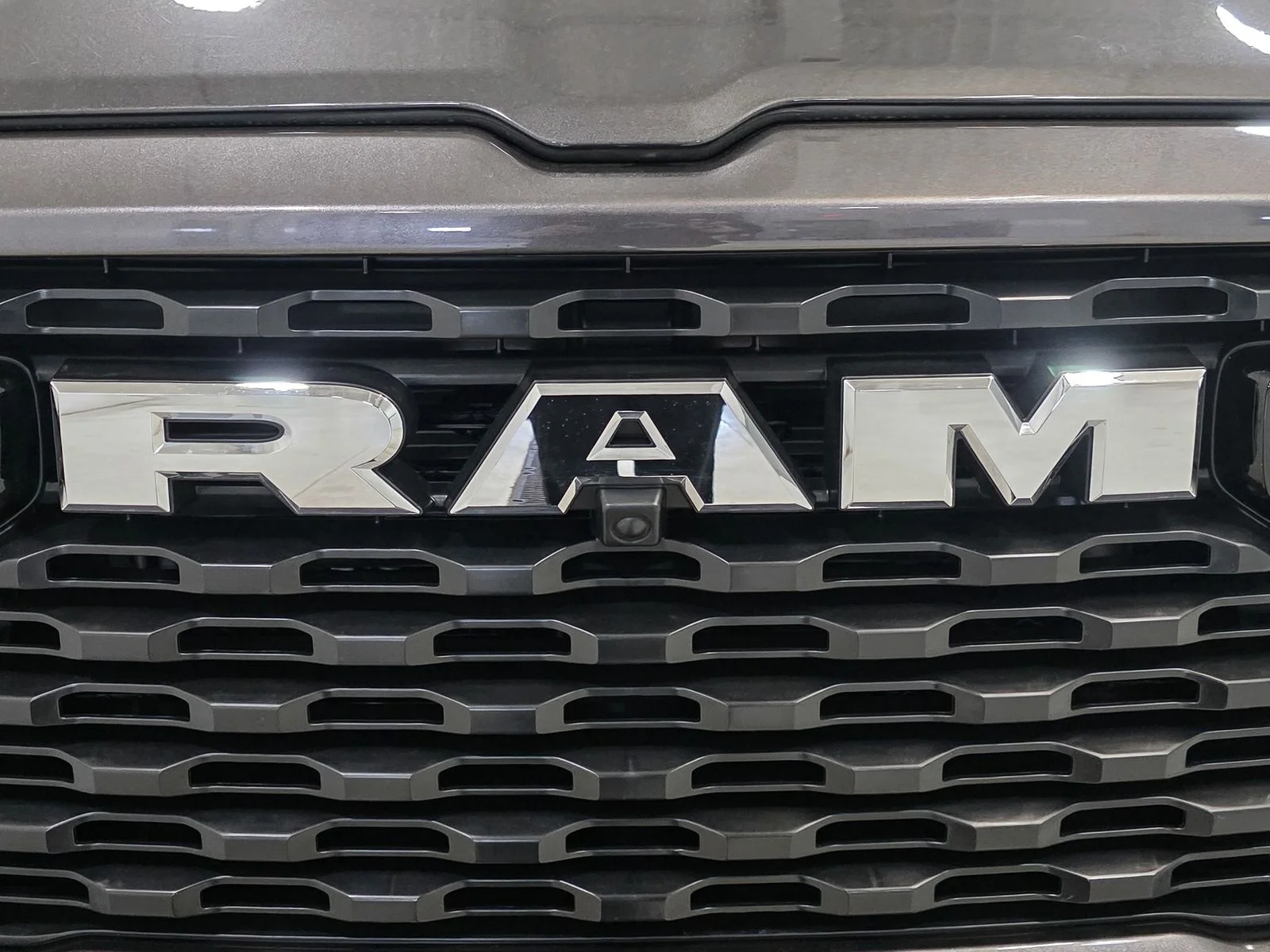New 2026 Granite Crystal Metallic Clear-Coat Exterior Paint RAM Big Horn/Lone Star image 12
