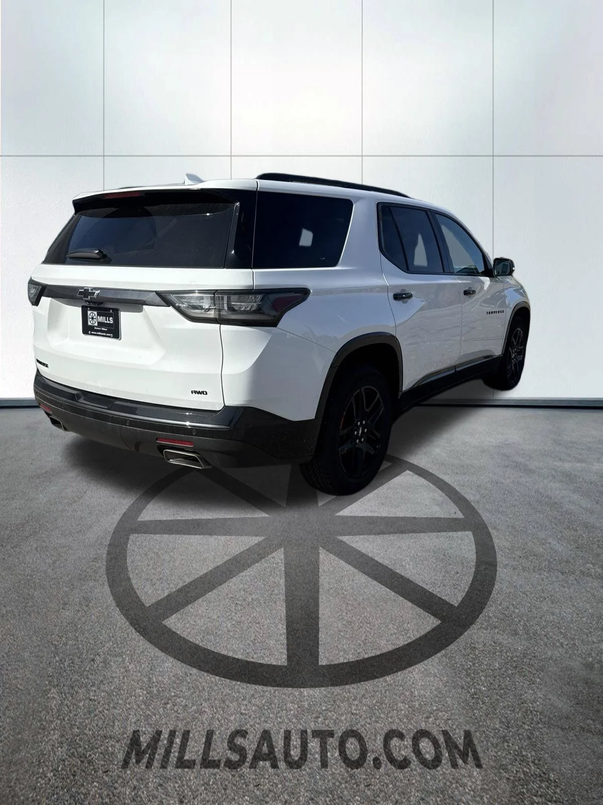 Used 2021 White Chevrolet Premier image 4