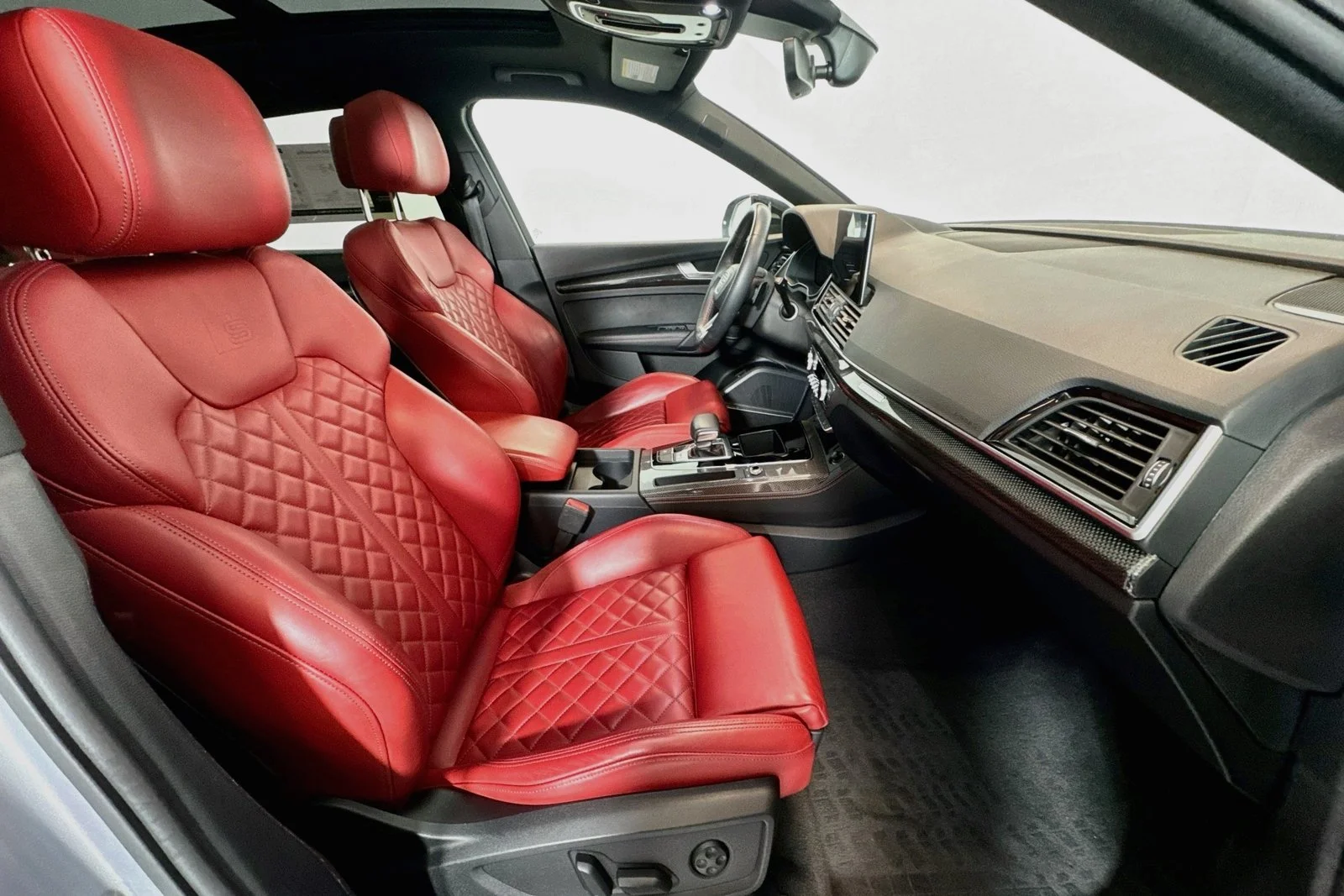 Used 2023 Red Audi Premium Plus image 27