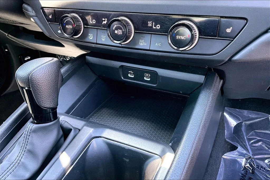 Used 2024 Meteorite Gray Metallic Honda EX image 16