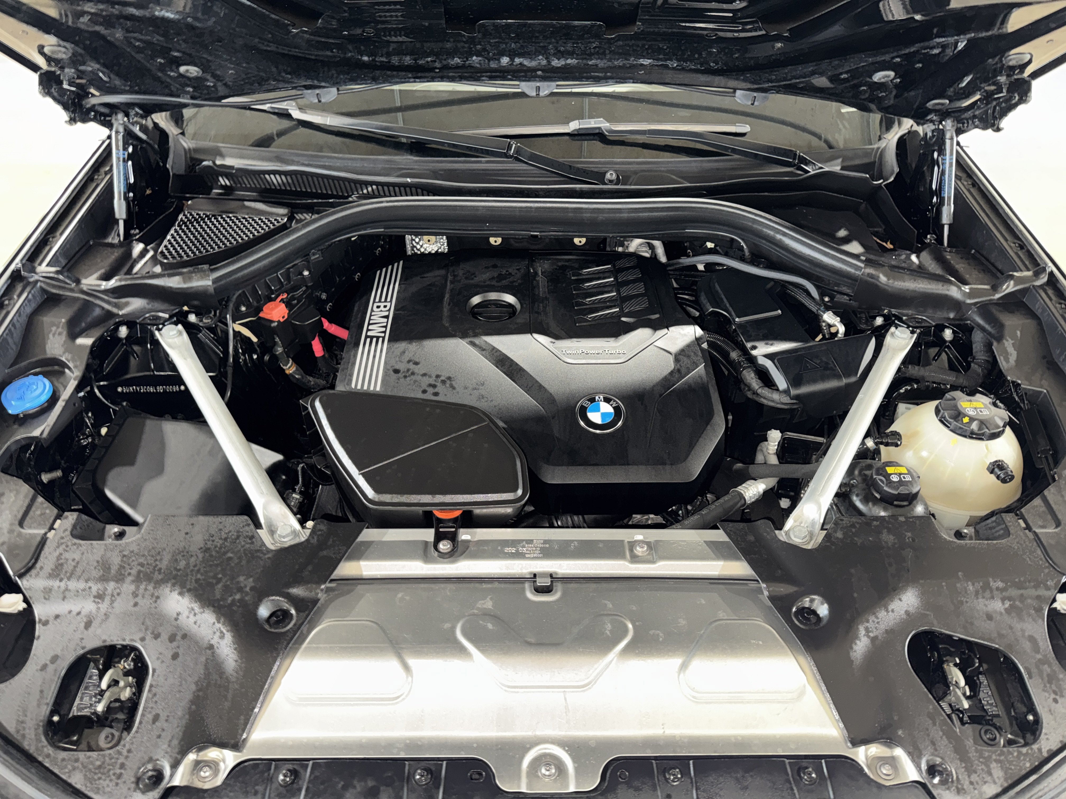Used 2020 Jet Black BMW sDrive30i image 35