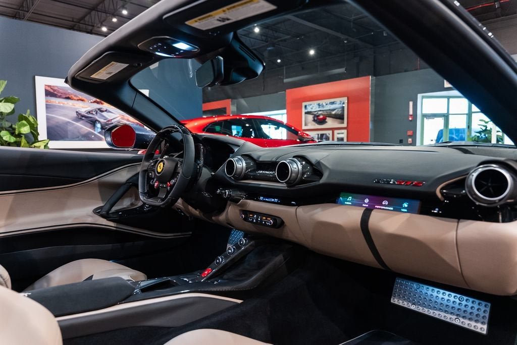 Certified Used 2023 Extra Sample Ferrari Base image 50