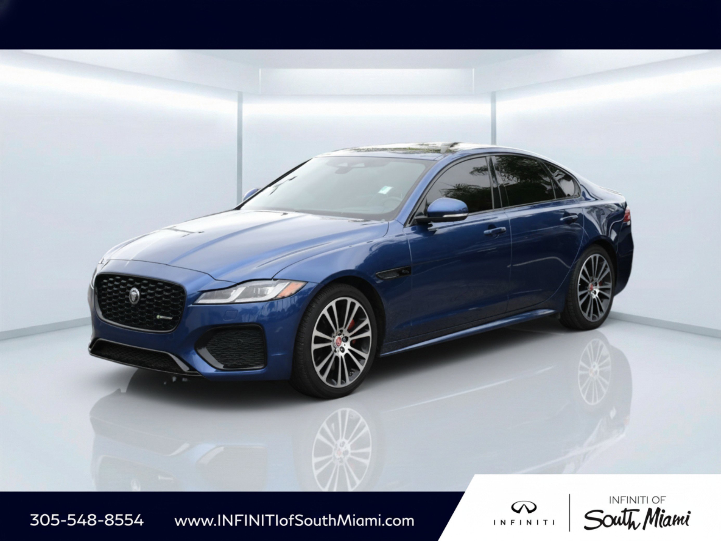 2022 Jaguar XF P300 R-Dynamic SE's photo
