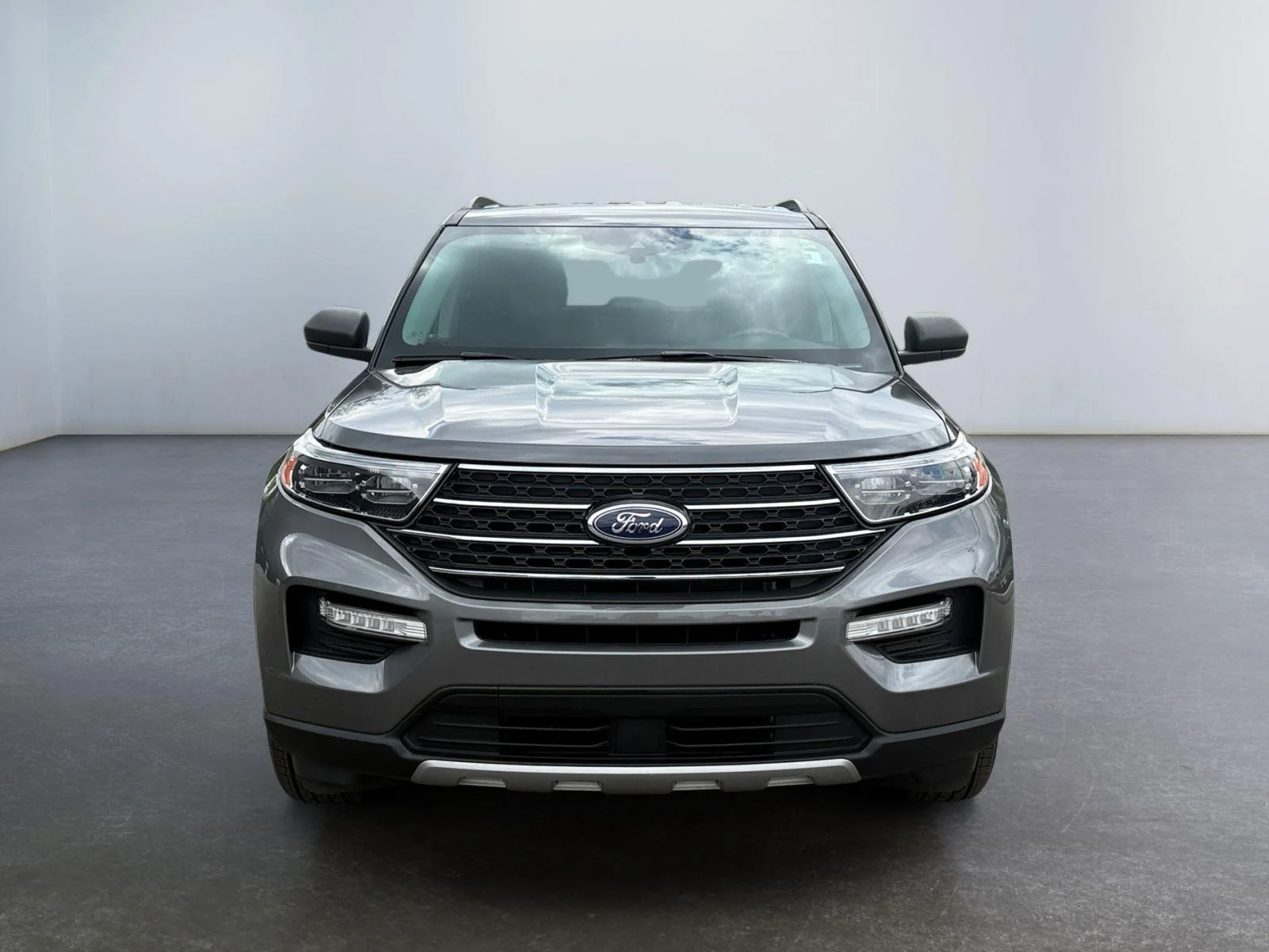 2022 Ford Explorer XLT - Photo 8