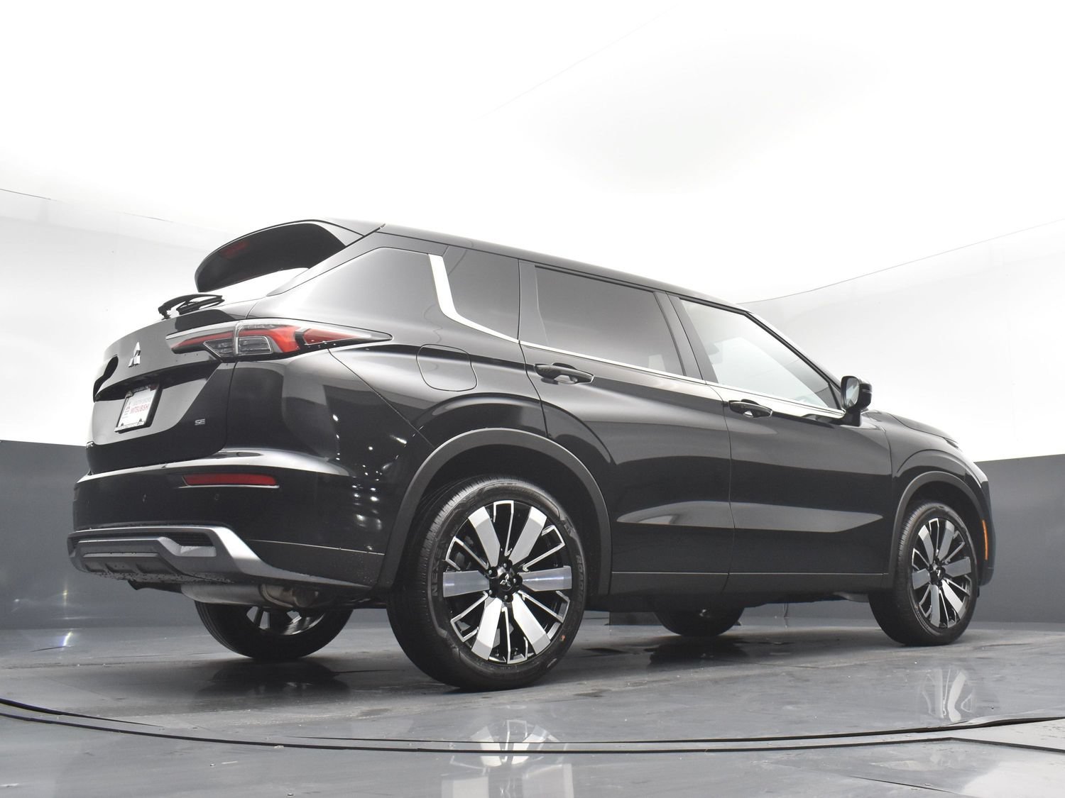 New 2026 Black Diamond Mitsubishi SE 1.5T 2WD image 25