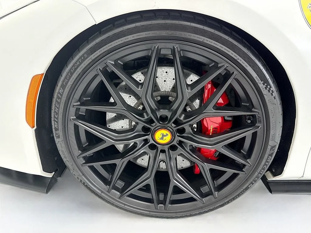 Used 2021 Bianco Avus Ferrari  image 26