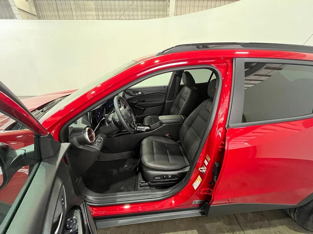 Used 2026 Red Chevrolet 2RS image 17