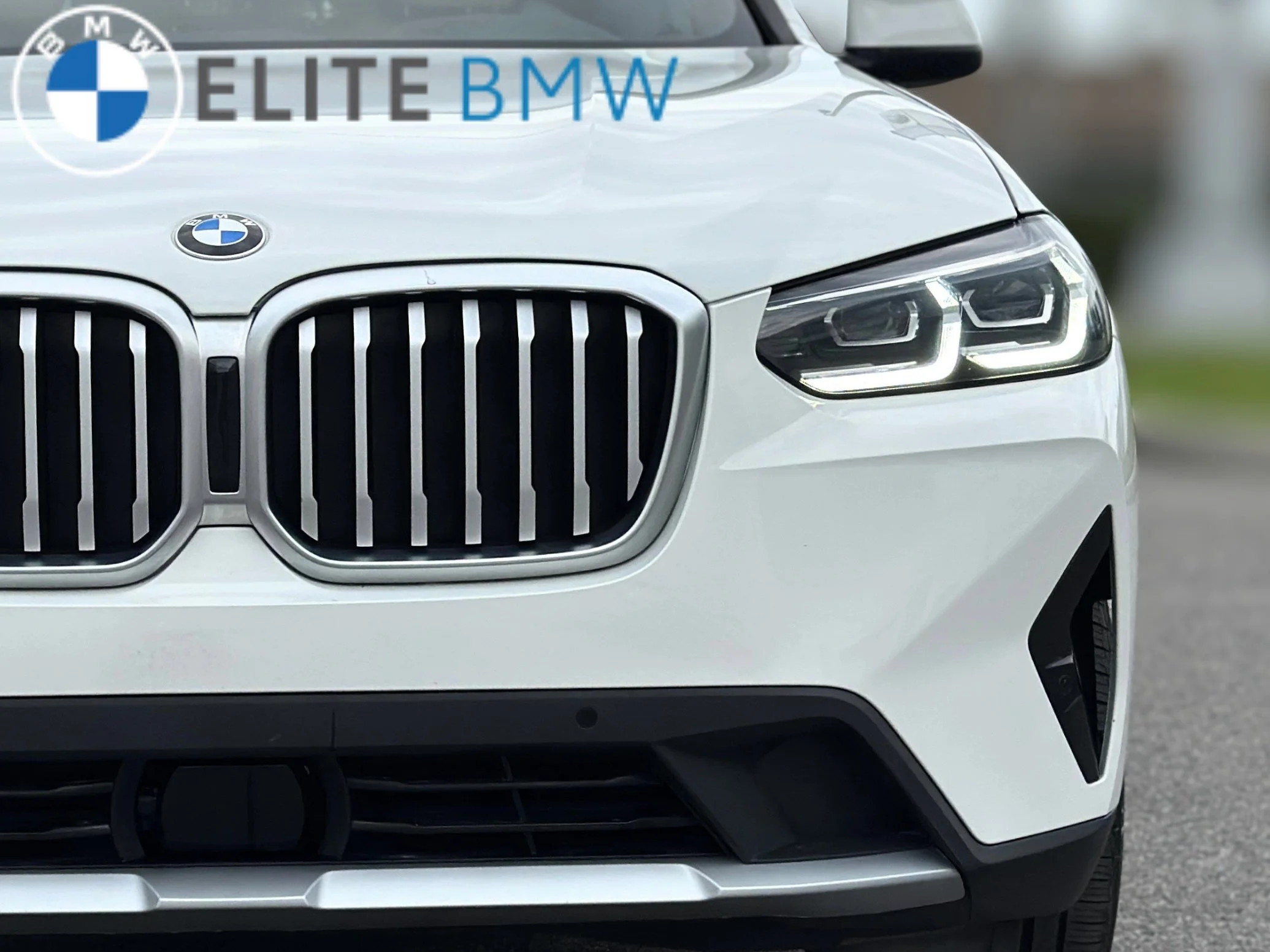 Used 2024 Alpine White BMW XDRIVE30I image 26