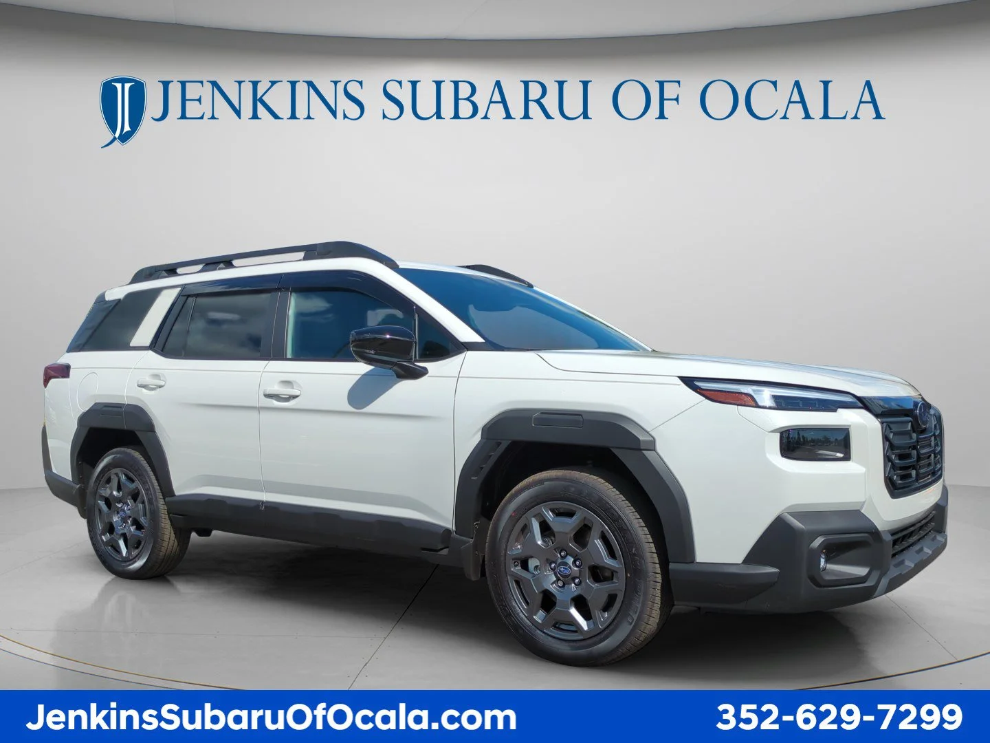 Used 2026 Crystal White Pearl Subaru Premium image 1