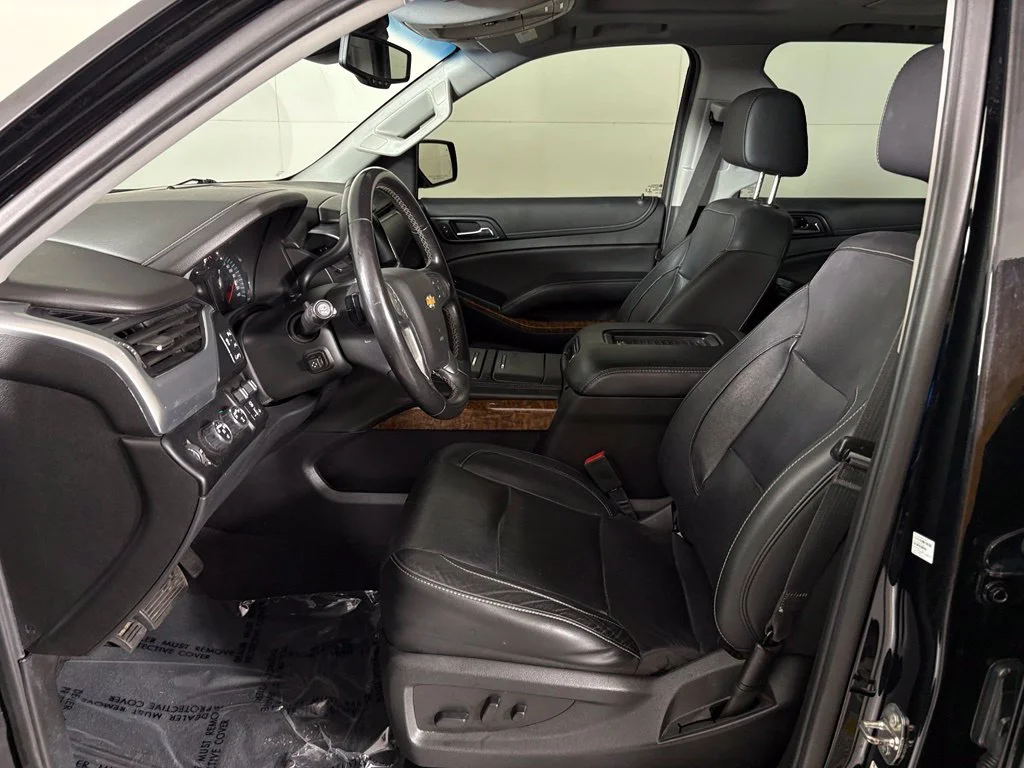 Used 2020 Black Chevrolet Premier image 19