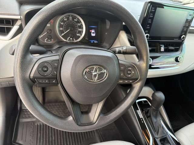 Certified Used 2022 White Toyota LE image 15