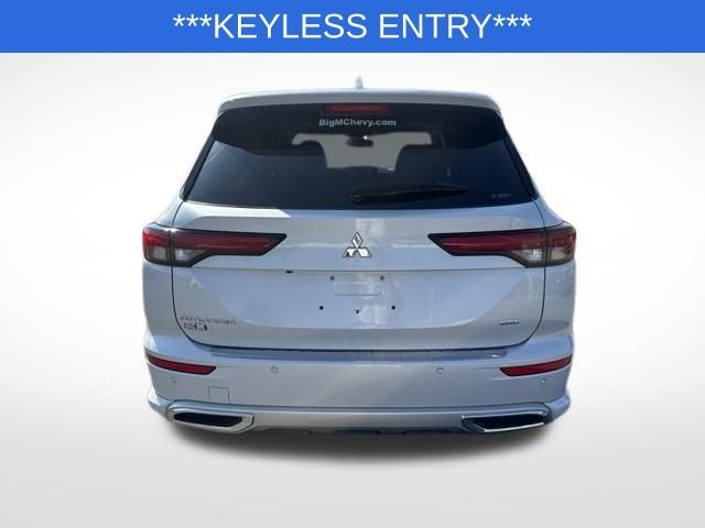 Used 2024  Mitsubishi SEL image 4
