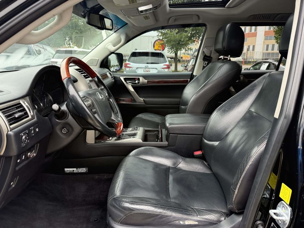 Used 2011 Black Lexus 460 Premium image 14