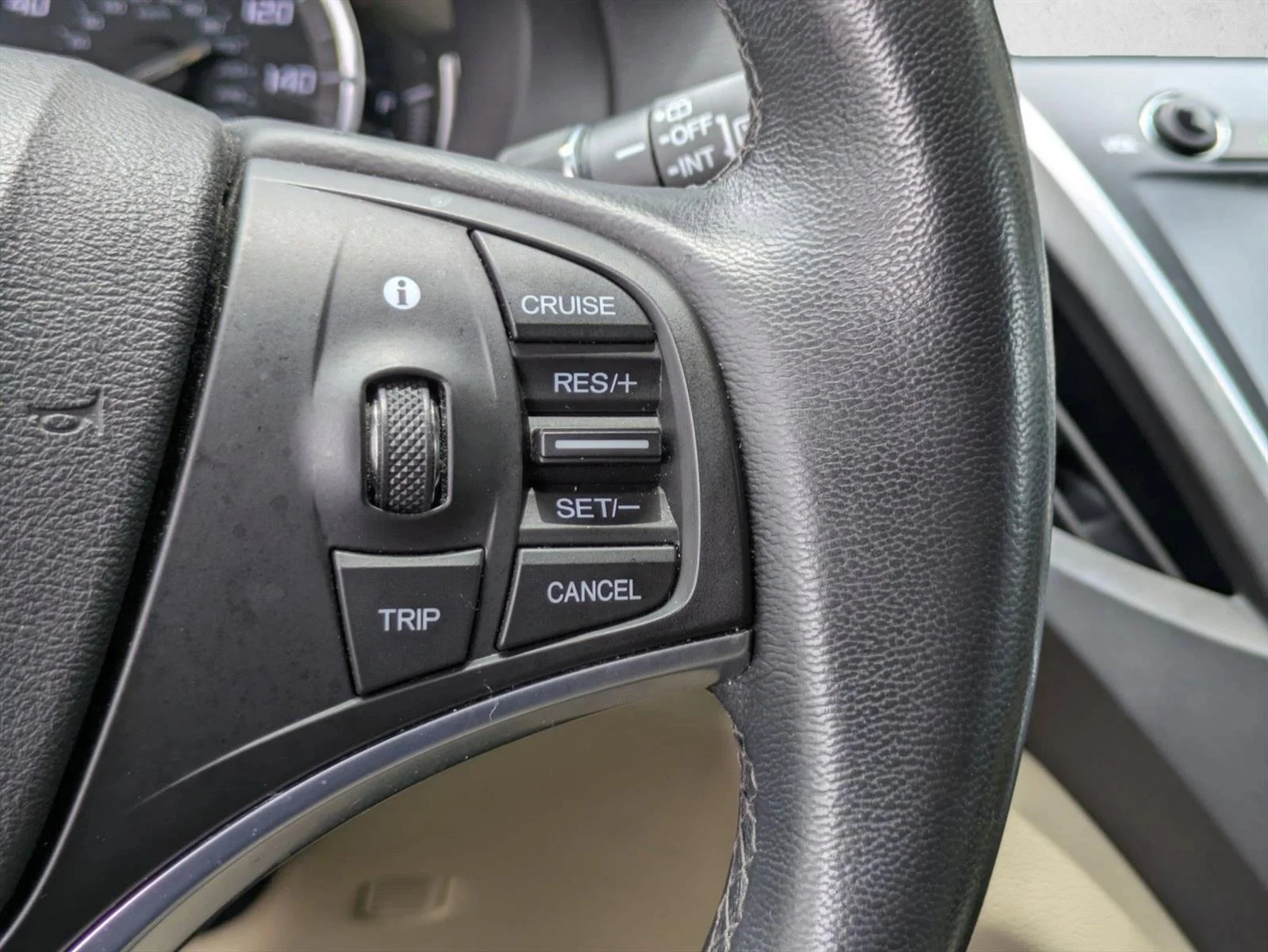 Used 2015 Silver Moon Acura Tech Pkg image 13