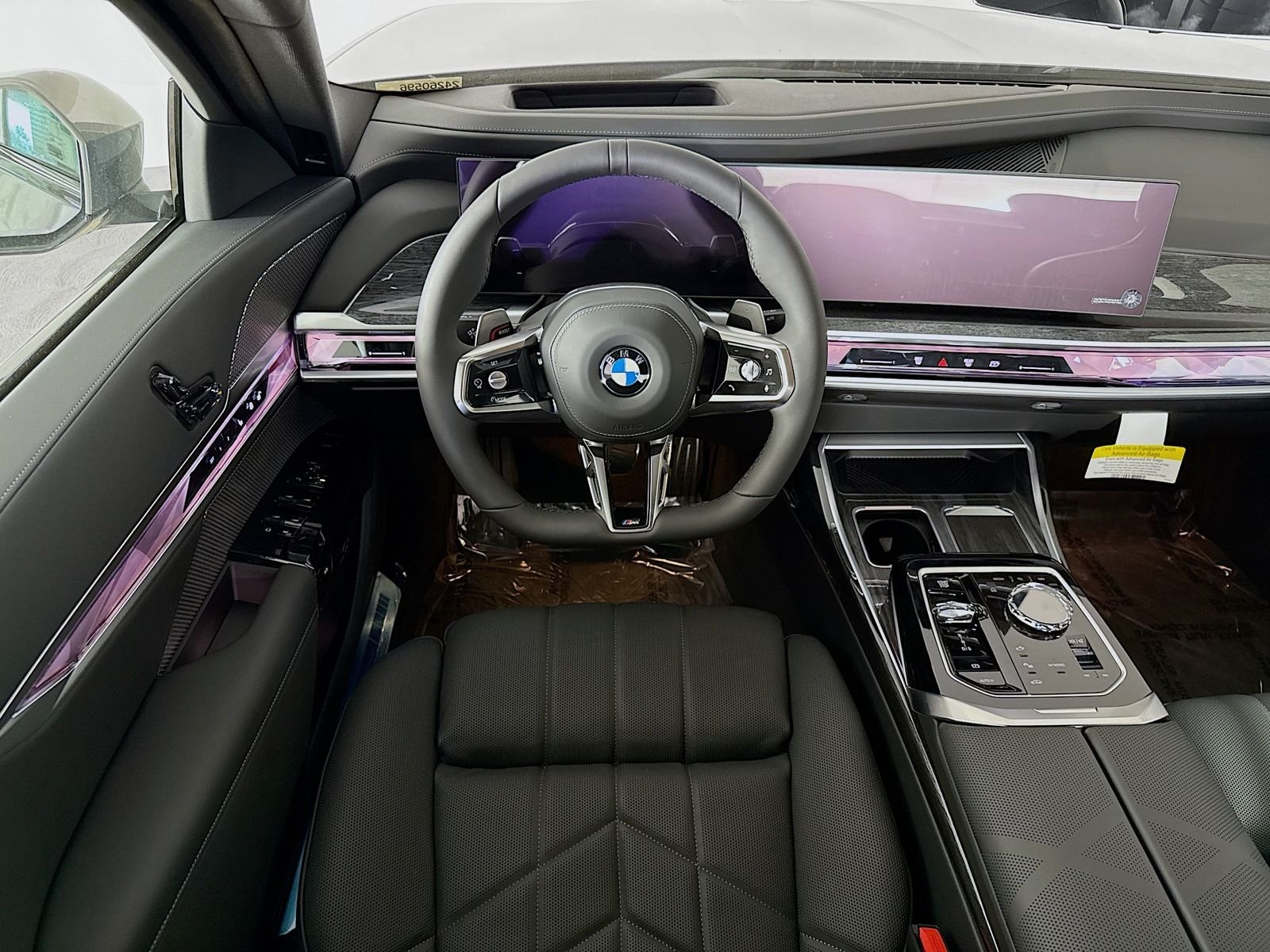 New 2026 Oxide Grey Metallic BMW 760i xDrive image 24