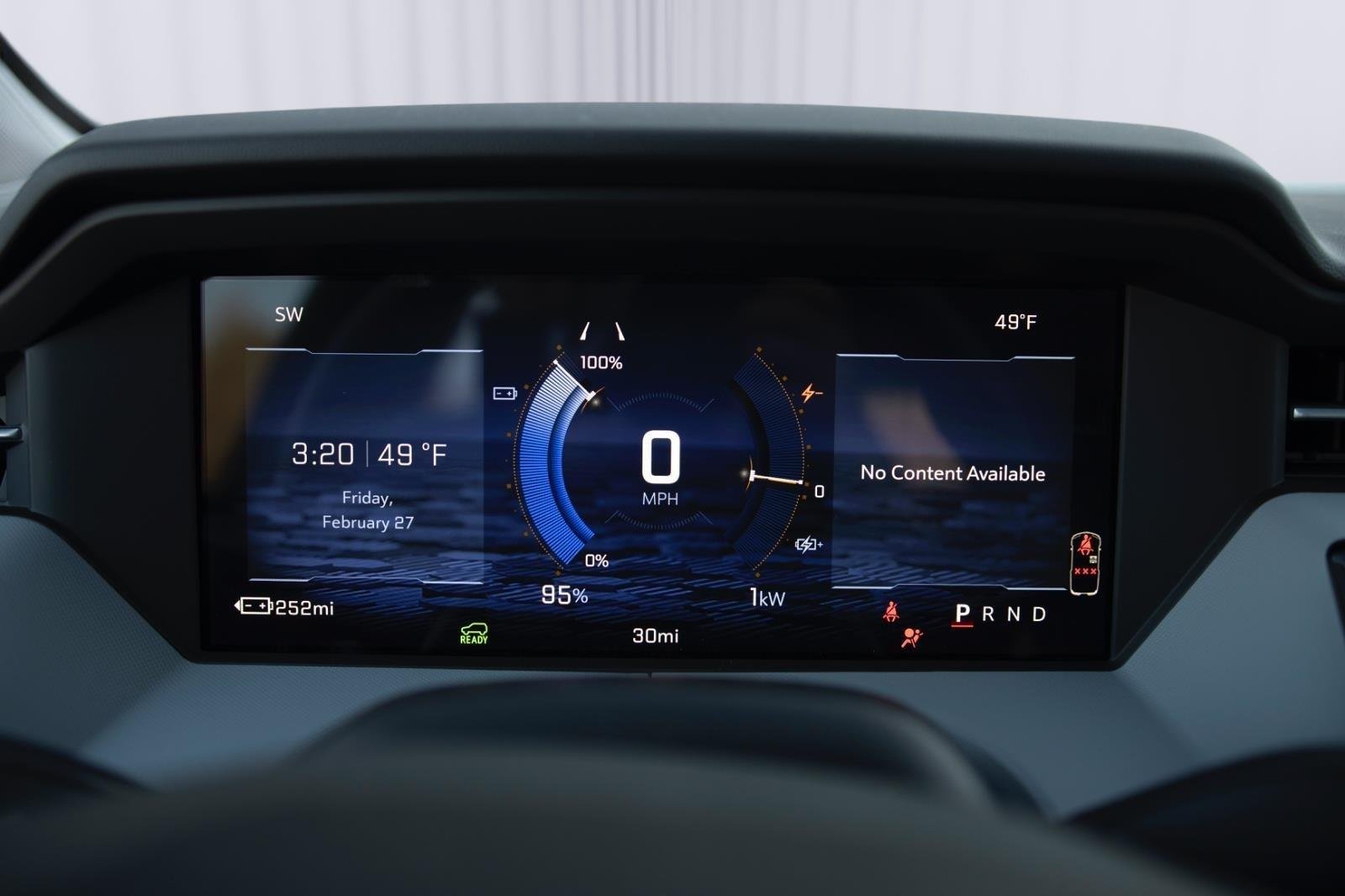 2027 Chevrolet Bolt RS - Photo 13