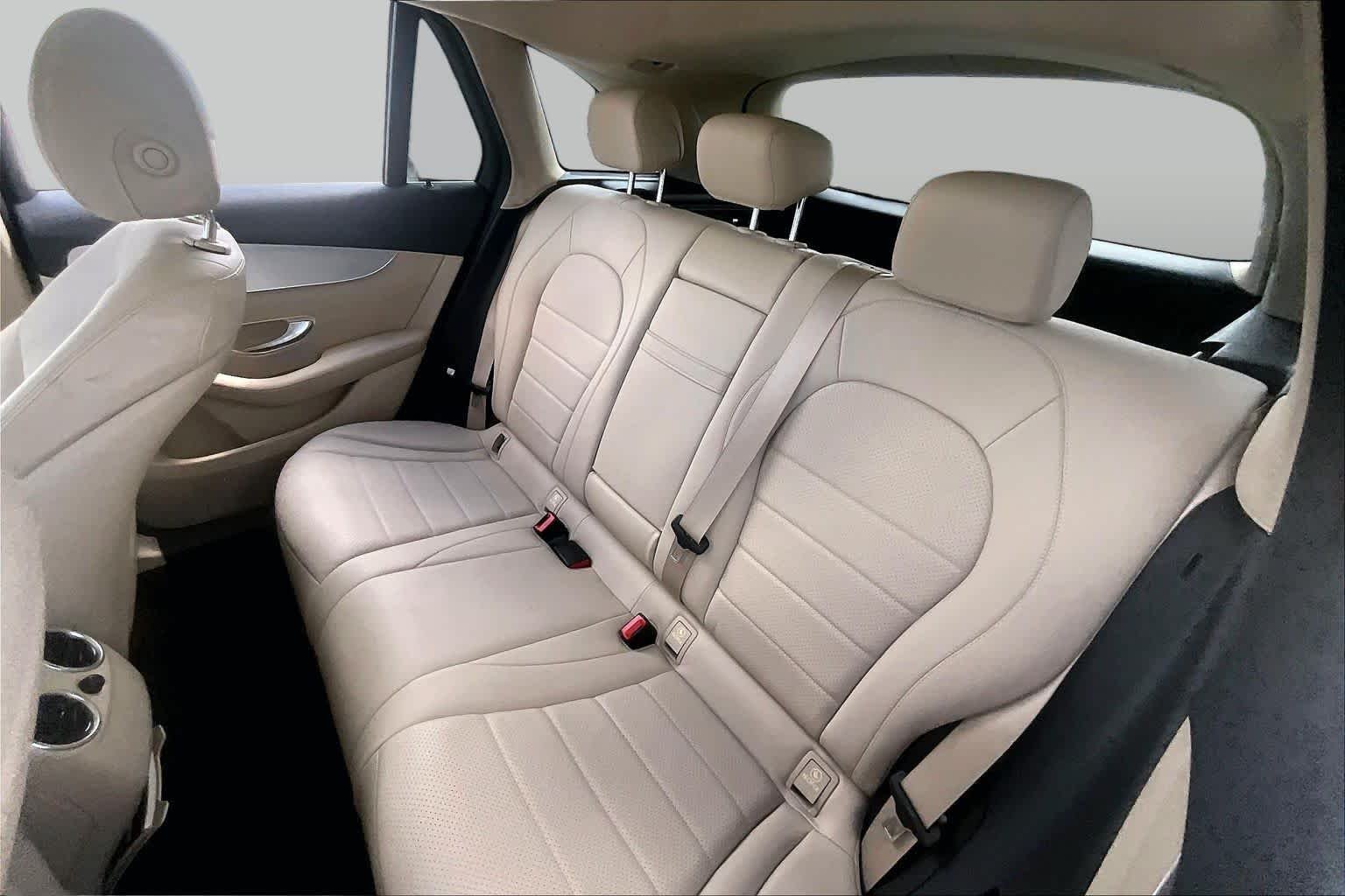 Used 2017 Lunar Blue Metallic Mercedes-Benz GLC 300 image 19