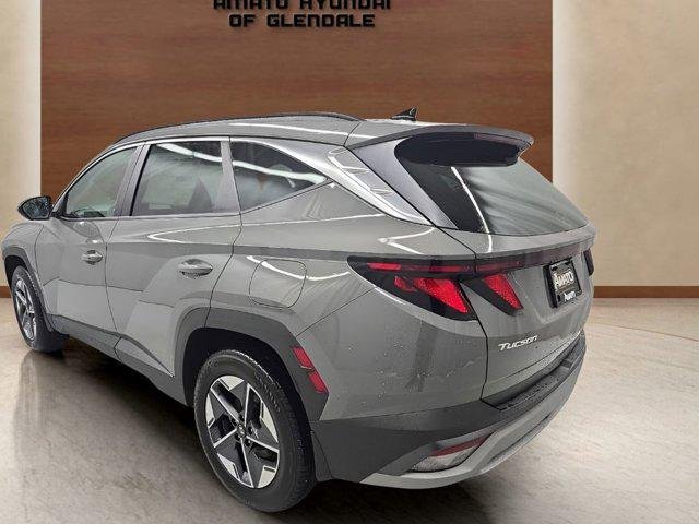 New 2026 Gray Hyundai SEL AWD image 4