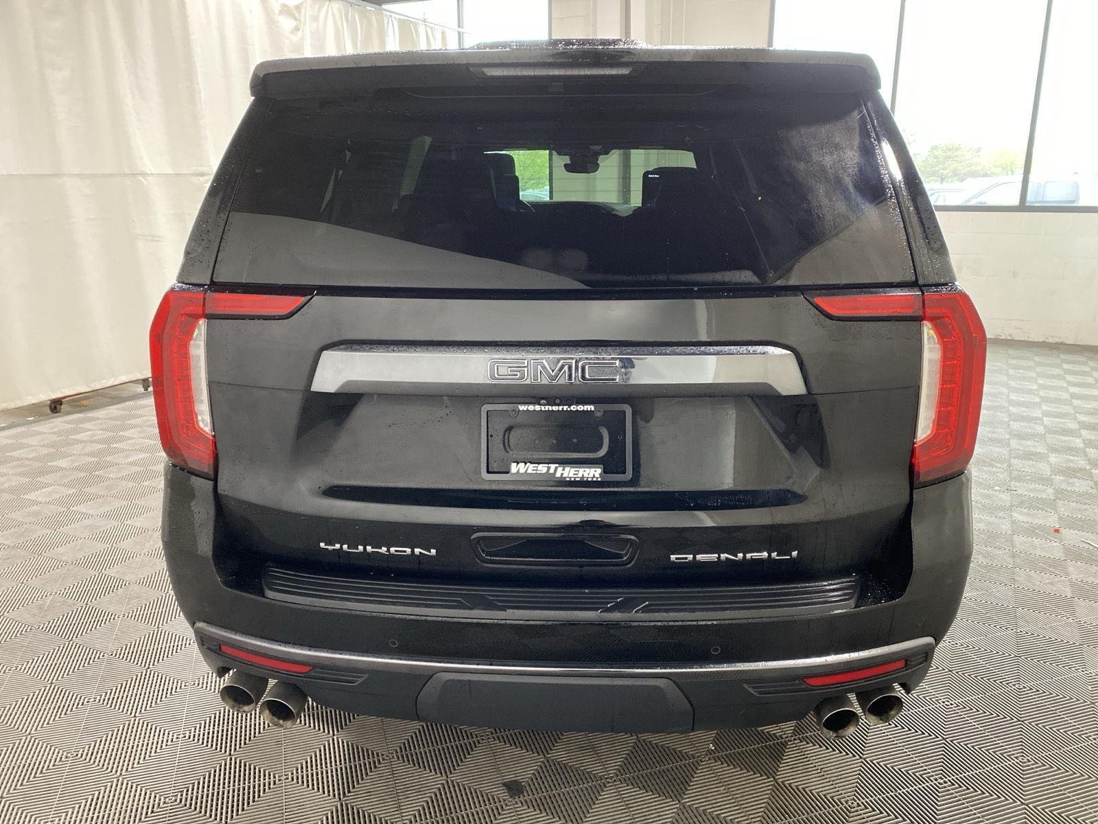 Used 2023 Onyx Black GMC Denali Ultimate image 6