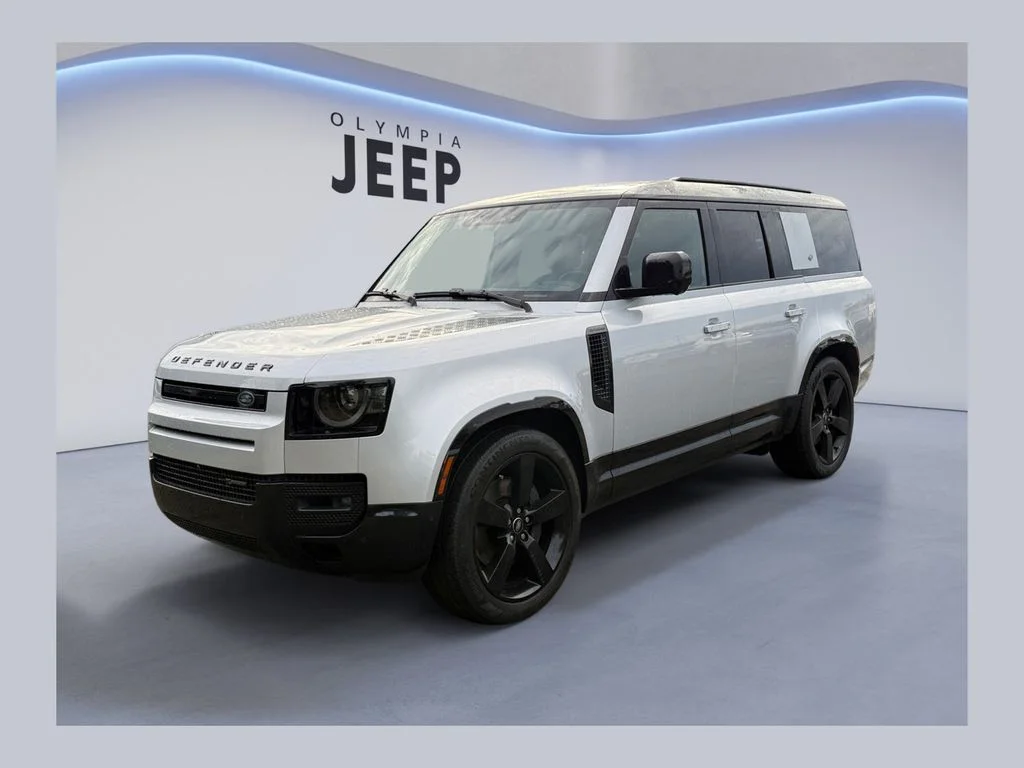 2023 Land Rover Defender X-Dynamic SE's photo
