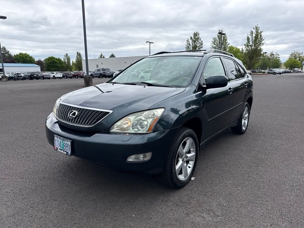 Used 2004 Black Forest Pearl Lexus 330 image 2
