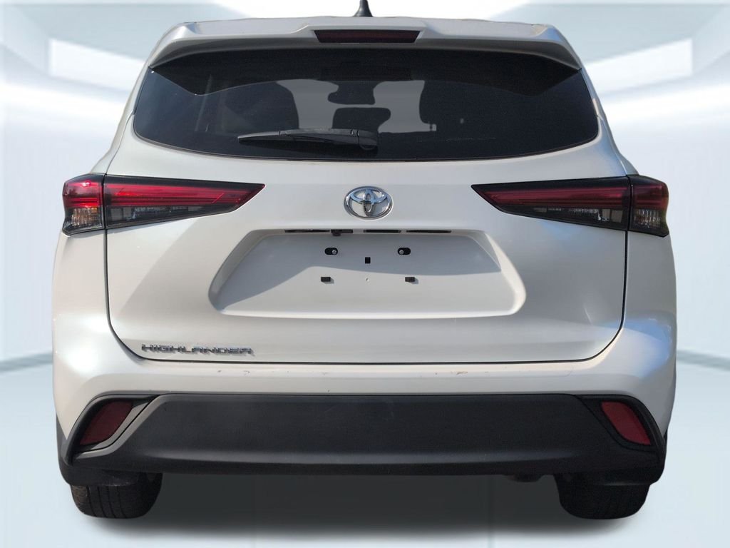 Used 2023 Beige Toyota L image 22