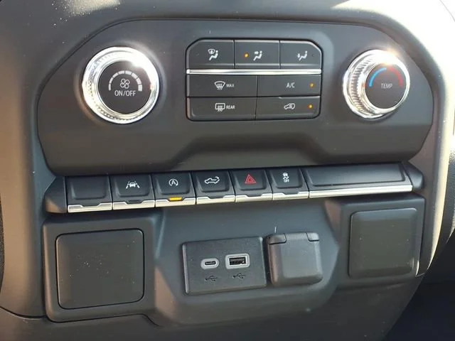 2026 GMC Sierra 1500 Pro - Photo 6