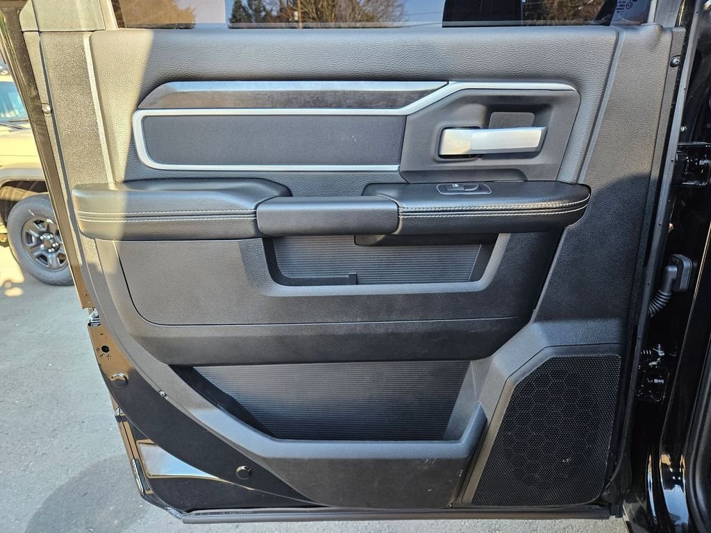 2024 RAM Ram 3500 Pickup Big Horn - Photo 14