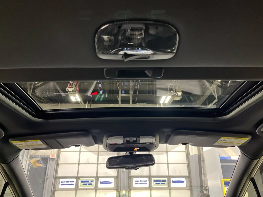 Used 2022 Crystal Black Silica Subaru Limited image 30