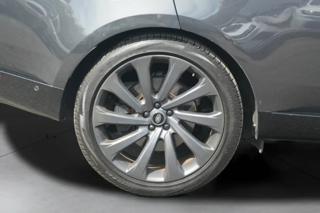 Used 2023 Gray Land Rover SE image 42
